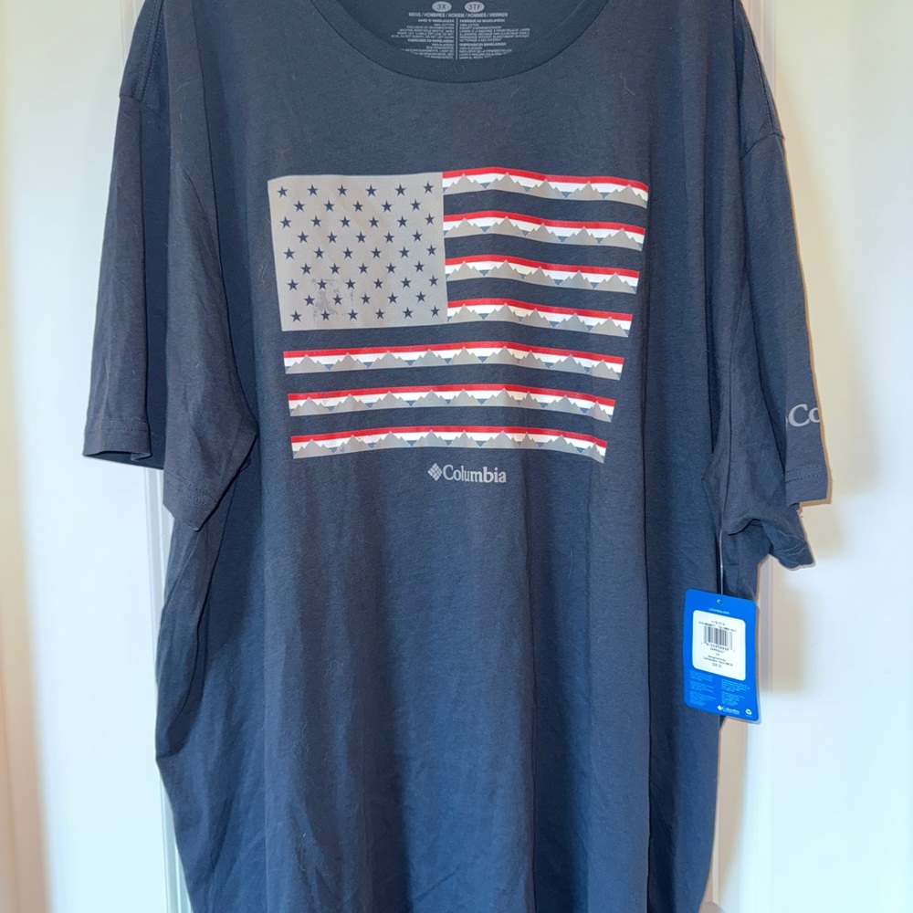 Columbia Men's Dark Blue Flag Tee